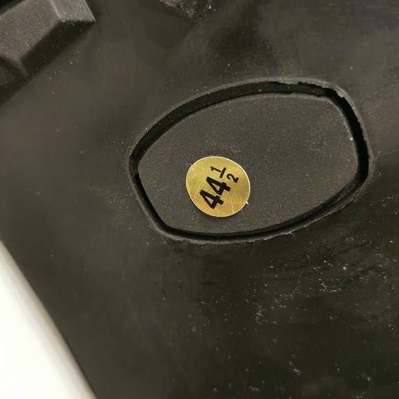 NEW VERSACE CLASSIC V2 men's waterproof Black Leather Suède boot - Picture 8 of 11